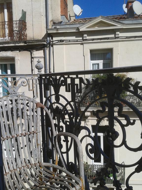 Les 7 Balcons, Comedie-gare, Parking, Spacieux Lumineux Appt Haussmannien Apartamento *